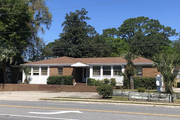 1755 University Blvd W, Jacksonville, FL 32217